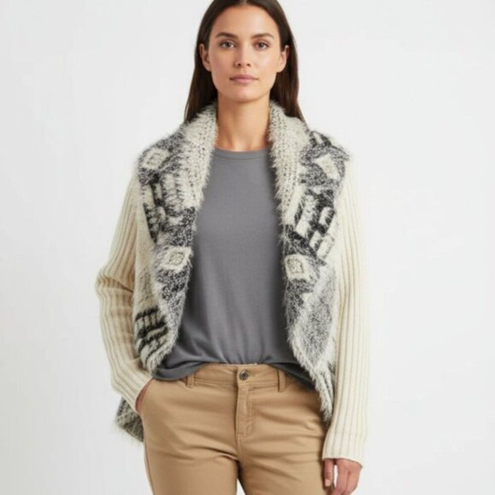Sioni Gray & Pink Fuzzy Cozy Knit Sleeve Sweater PL